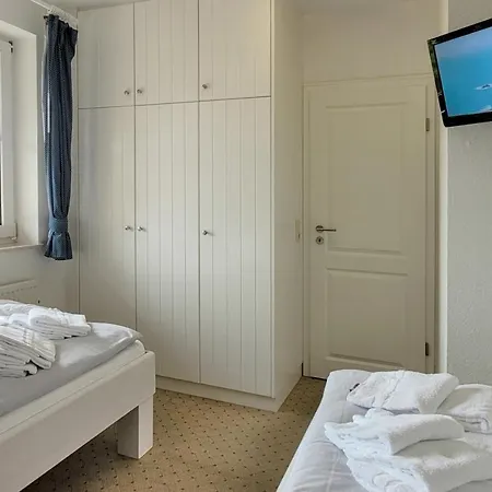 Gmelinstra_e 12_ Whg_ 18_ Haus Mee *